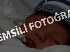 Yeni yılın ilk bebeği Siirt’te dünyaya geldi