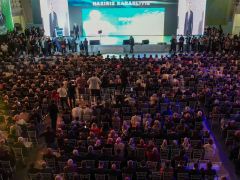ÖNTÜRK HATAY’A GERÇEK BELEDİYECİLİĞİ ANLATTI