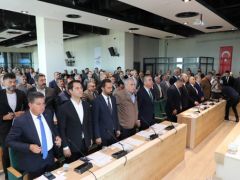 YENİ HBB MECLİSİ İLK TOPLANTISINI GERÇEKLEŞTİRDİ  ÖNTÜRK: 15 İLÇEMİZE DE EŞİT MESAFEDE OLACAĞIM