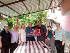 HBB, ŞEHİT VE GAZİ AİLELERİNİN YANINDA OLMAYA DEVAM EDİYOR  BÜYÜKŞEHİR, ŞEHİT VE GAZİ AİLELERİNE PSİKOLOGDAN HASTA NAKLİNE KADAR DESTEK OLUYOR