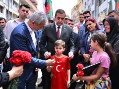 11 MAYIS REYHANLI ŞEHİTLERİ TÖRENLE ANILDI HBB BAŞKANI ÖNTÜRK REYHANLI ŞEHİTLERİ ANMA TÖRENİNE KATILDI ÖNTÜRK; BİRLİĞİMİZİ VE BERABERLİĞİMİZİ ASLA BOZAMAYACAKLAR