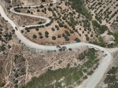BELEN ÇAKALLI-TOPBOĞAZI ARASINDAKİ 7,5 KM’LİK YOL YENİLENİYOR