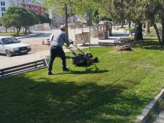 PARK VE YEŞİL ALANLARI GÜZELLEŞTİRME ÇALIŞMALARI DEVAM EDİYOR