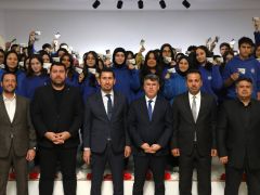 HBB’DEN ÖĞRENCİLERE DİJİTAL EĞİTİM DESTEĞİ