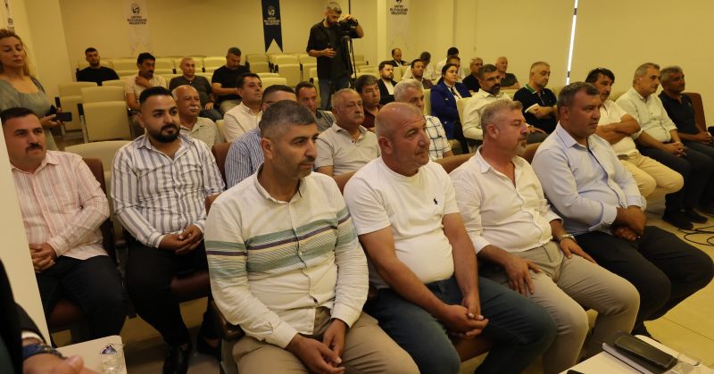 BAŞKAN ÖNTÜRK, PAYAS’TA MUHTARLARLA BİR ARAYA GELDİ 