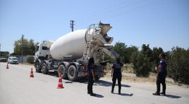 İŞ MAKİNELERİ, ZABITANIN RADARINDA