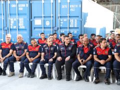 BAŞKAN ÖNTÜRK, YANGIN KAHRAMANLARINI ZİYARET ETTİ