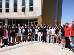 BAŞKAN ÖNTÜRK MEDYA VE GENÇLİK AKADEMİSİ SERTİFİKA TÖRENİNE KATILDI