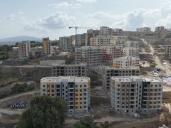 TOKİ KONUTLARIYLA DEFNE YENİDEN KURULUYOR  