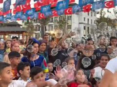 ÇOCUK ŞENLİĞİ’NDE ÇOCUKLARIMIZIN HEYECANLARINA ORTAK OLDUK
