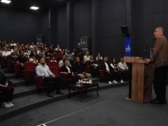BAŞKAN YAPAR, ‘ŞUBATLARDAN UMUTLARA’ BELGESELİNİN HATAY ÖZEL GÖSTERİMİNE KATILDI