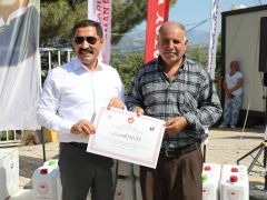 AKDENİZ MEYVE SİNEĞİYLE MÜCADELEDE KURUMLAR ARASI İŞBİRLİĞİ