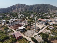 KIRIKHAN’DA ÇOK AMAÇLI SALONUN TEMELİ ATILDI 