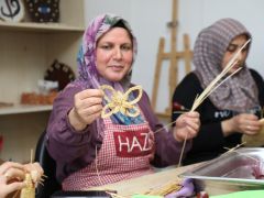 ALTINÖZÜ’NDE KADIN VE GENÇLERE YÖNELİK ANLAMLI GİRİŞİM