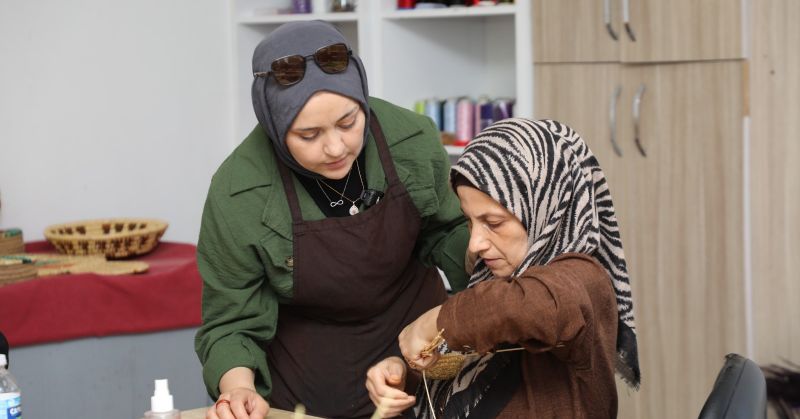 ALTINÖZÜ’NDE KADIN VE GENÇLERE YÖNELİK ANLAMLI GİRİŞİM