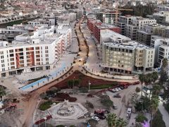 ANTAKYA ATATÜRK CADDESİ, YENİLEME PROJESİYLE YENİ BİR KİMLİK KAZANIYOR