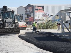 GÜVENLİ VE KONFORLU ULAŞIM İÇİN YOL ÇALIŞMALARI DEVAM EDİYOR