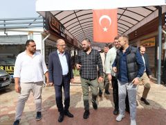 BAŞKAN YAPAR, YOĞUN YAĞIŞLARDAN ZARAR GÖREN ÇARŞILARI ZİYARET ETTİ