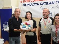 BAŞKAN YAPAR 2. TEK POTA BASKETBOL CUMHURİYET KUPASI MÜSABAKALARINI HEYECANLA İZLEDİ