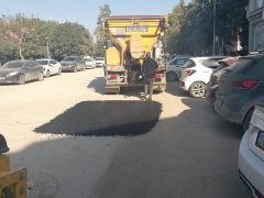 DEFNE’DE OKUL ÖNLERİNDE YOL ÇALIŞMASI