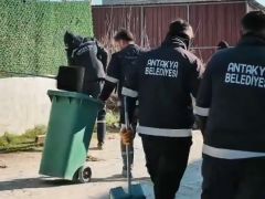 ANTAKYA BELEDİYESİ’NİN MAHALLELERDE TEMİZLİK ÇALIŞMALARI DEVAM EDİYOR