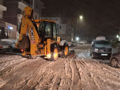 HBB’NİN KARLA MÜCADELESİ GECE BOYUNCA SÜRDÜ