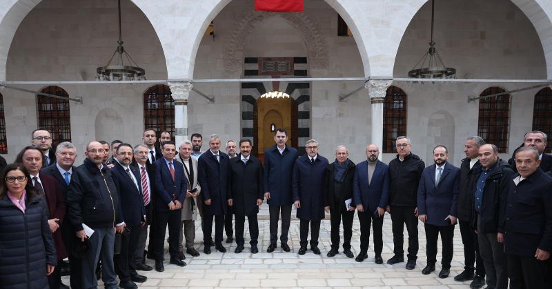 YAYMAN : DEPREMİN ACISI HÂLÂ TAZEYKEN POLEMİK DEĞİL, İCRAAT KONUŞUR