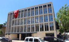 “ENKAZDAN DİRENÇ DOĞDU: HİKMET ÇİNÇİN LİDERLİĞİNDE HATAY TİCARET VE SANAYİ ODASI’NIN YENİDEN YÜKSELİŞ ÖYKÜSÜ”