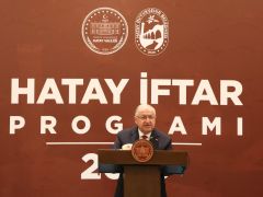 BAKAN GÜLER, SON İFTARINI HATAYLILARLA YAPTI