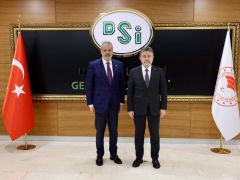 BAŞKAN ÖNTÜRK’TEN BAKAN YUMAKLI’YA ZİYARET