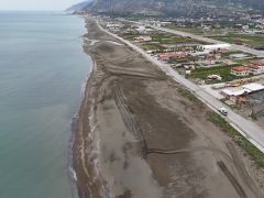 HBB’DEN YOĞUN YAĞIŞ SONRASI SAHİL TEMİZLİĞİ