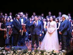 FİLARMONİ ORKESTRASI, LANSMAN PROGRAMI İLE İLK KONSERİNİ VERDİ