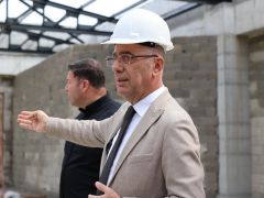 BAŞKAN YAPAR, AKASYA MAHALLESİ’NDE YAPIMI DEVAM EDEN SOSYAL TESİSİ İNCELEDİ