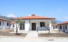 KIRIKHAN KARAMAĞARA’DA KÖY EVLERİ HAK SAHİPLERİNE TESLİM EDİLDİ