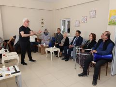 HBB’DEN HUZUREVİ’NE ANNELER GÜNÜ ZİYARETİ