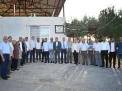 BAŞKAN YAPAR, ÜZÜMDALI MAHALLESİ’NDE MUHTARLARLA BİR ARAYA GELDİ
