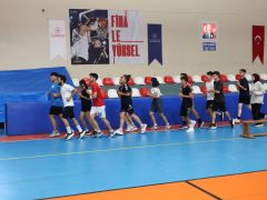 HBB SPOR KURSLARIYLA GENÇLERİN BAŞARISINA GÜÇ KATIYOR