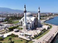 ÇOCUKLAR YAZ OKULU CAMİ BULUŞMALARI’NDA BİR ARAYA GELDİ