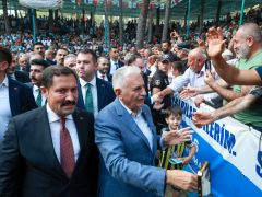 FESTİVALDE GÜREŞ HEYECANI NEFESLERİ KESTİ