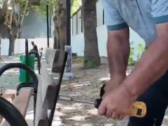 Antakya Belediyesi Park ve Bahçeler Müdürlüğü ekipleri, Antakya’nın 95 Mahallesi’nde bulunan parklarda çalışmalarını sürdürüyor.