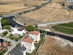 ARSUZ GÖKMEYDAN’DA 2 BİN 550 M’LİK YOL BETON ASFALTLA YENİLENDİ