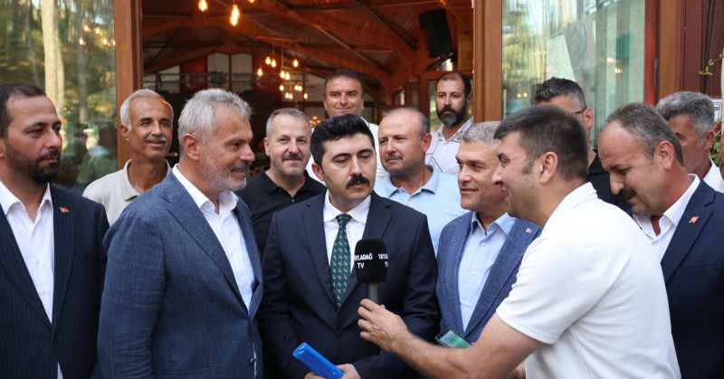 BAŞKAN ÖNTÜRK, YAYLADAĞILI MUHTARLARLA BULUŞTU
