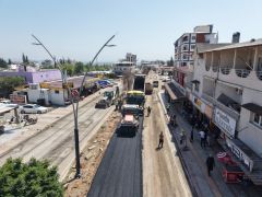 KIRIKHAN’DA 2 BİN METRELİK ASFALT MESAİSİ     Hatay