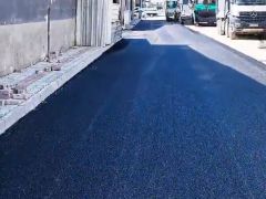 YENİ SANAYİ SİTESİ’NDE YOLLAR ASFALTLANIYOR