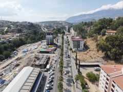 KIRIKHAN’DA ULAŞIM ALTYAPISINA HBB ELİ DEĞDİ